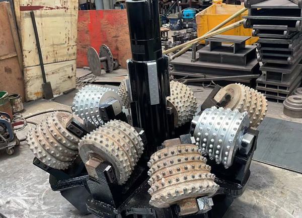 反井鉆機擴孔鉆頭 1.5米反井鉆機擴孔大鉆頭