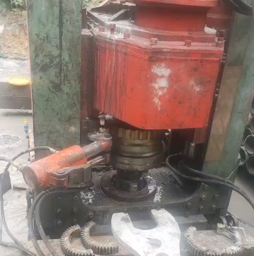 河南的隧道通風豎井總共有620米，直徑2米