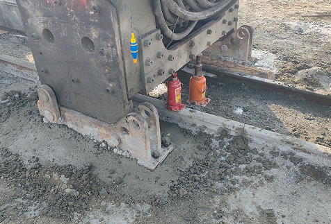 致敬天井鉆機操作工